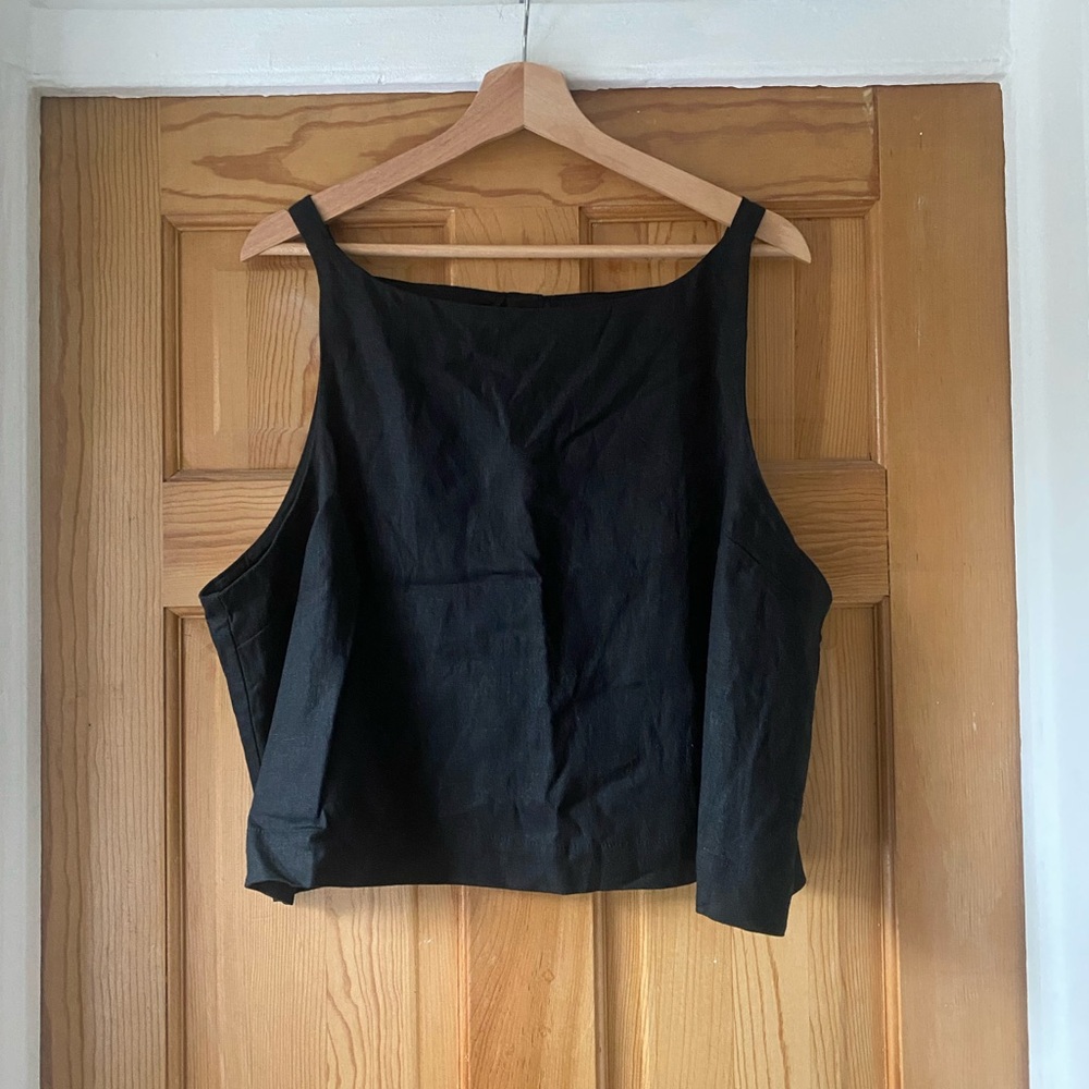 GAP Black Linen Crop Top